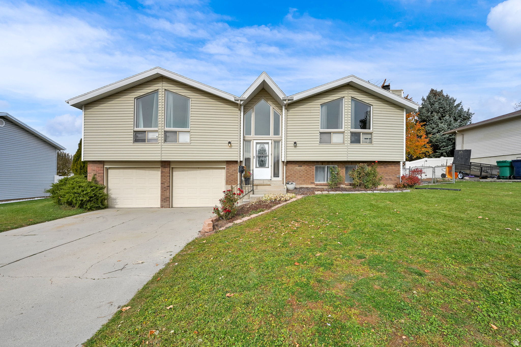 1247 E 300 N Layton, UT 84040