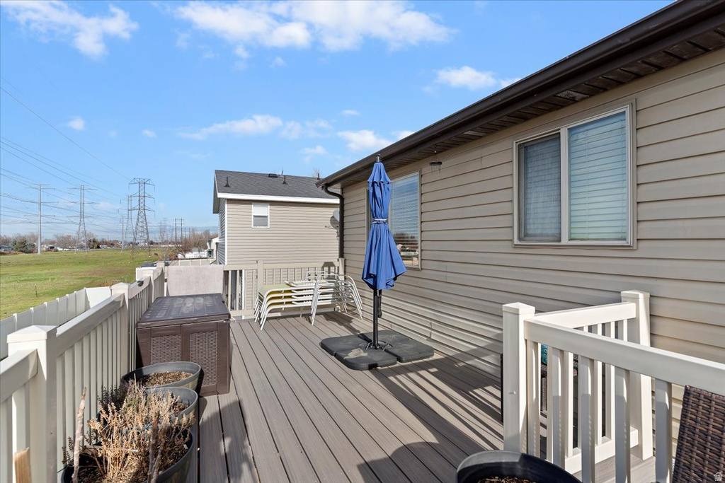 5999 S 3200 W Roy, UT 84067