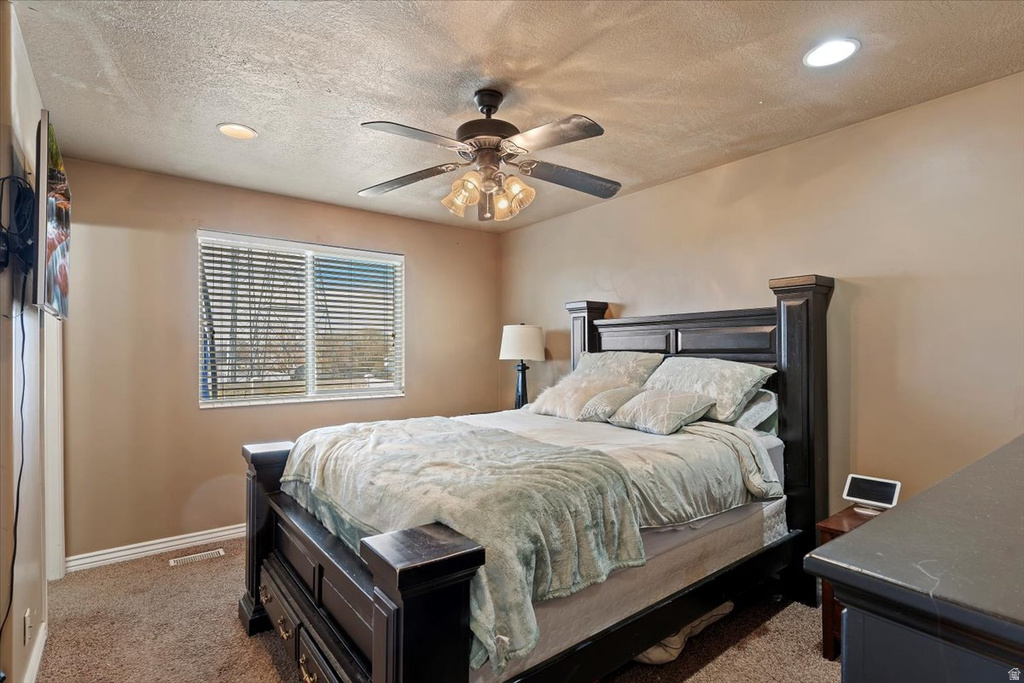 5999 S 3200 W Roy, UT 84067