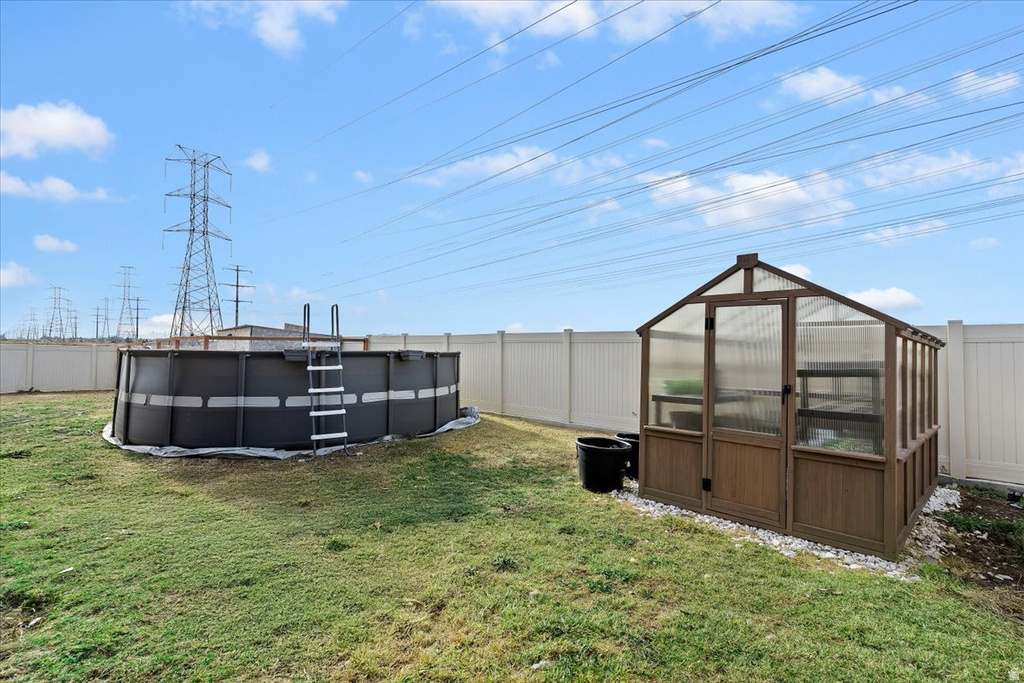 5999 S 3200 W Roy, UT 84067