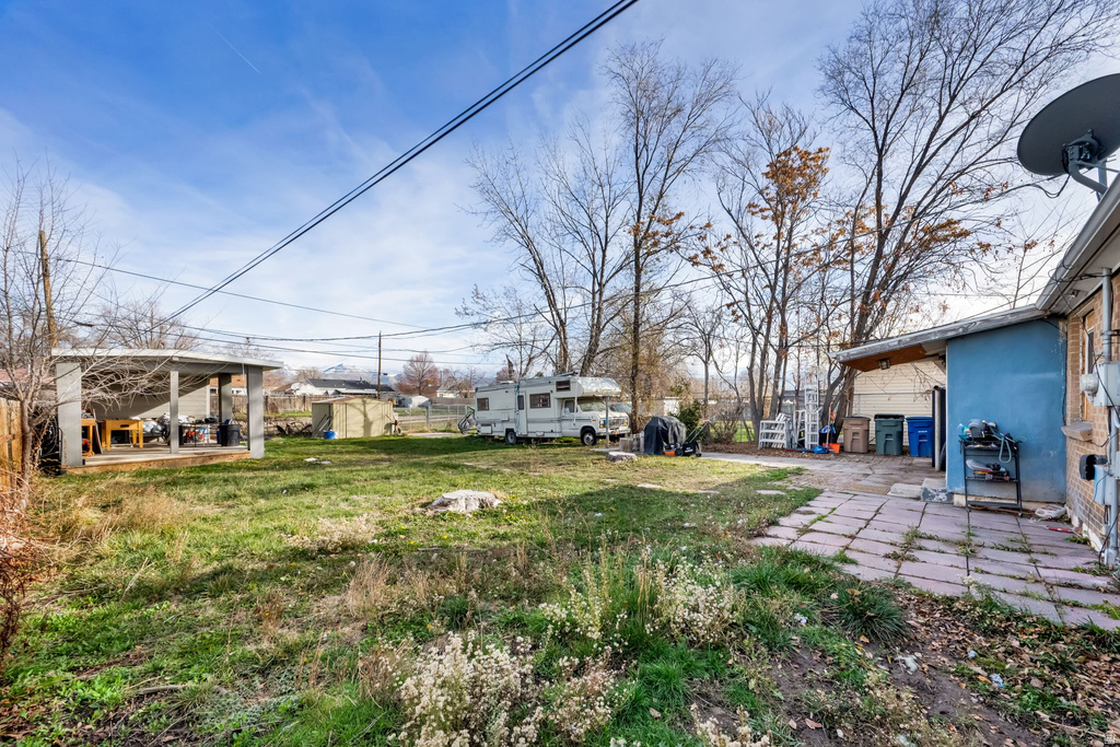 1115 S GLENDALE DR Salt Lake City, UT 84104