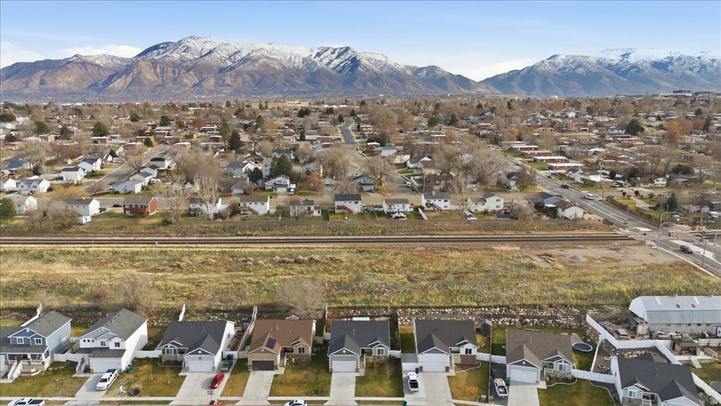 4732 S WEST PARK DR Roy, UT 84067