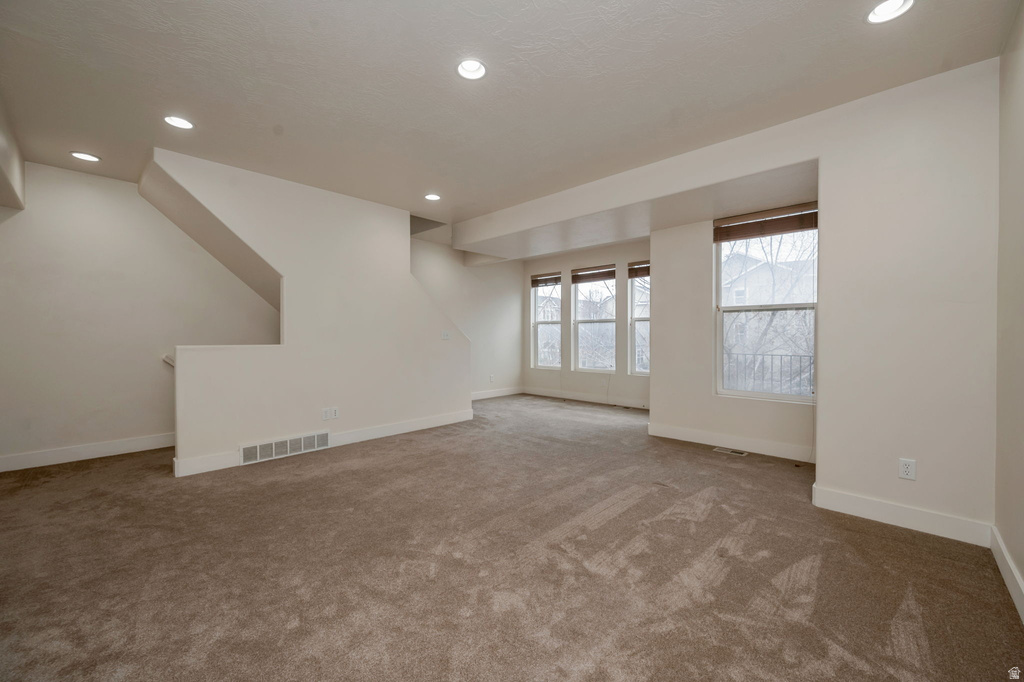 3729 LUCHARS LN South Salt Lake, UT 84115