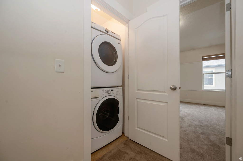 3729 LUCHARS LN South Salt Lake, UT 84115