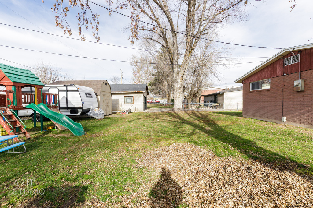 110 MILL RD Layton, UT 84041