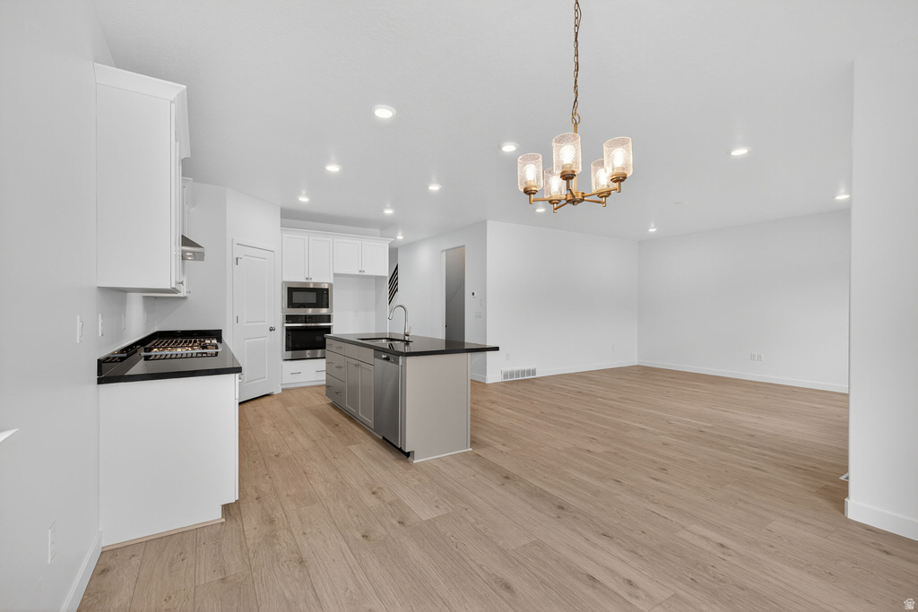 12013 S MOUNT MORAN WAY #606 Herriman, UT 84096