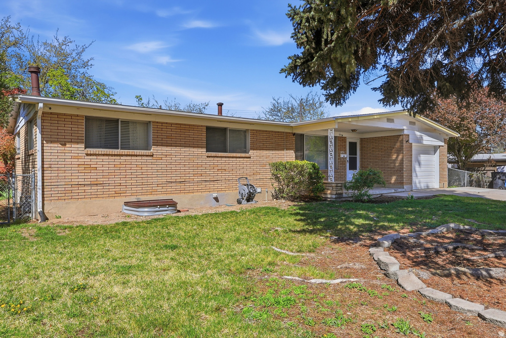6884 S BELLA VISTA DR Cottonwood Heights, UT 84121