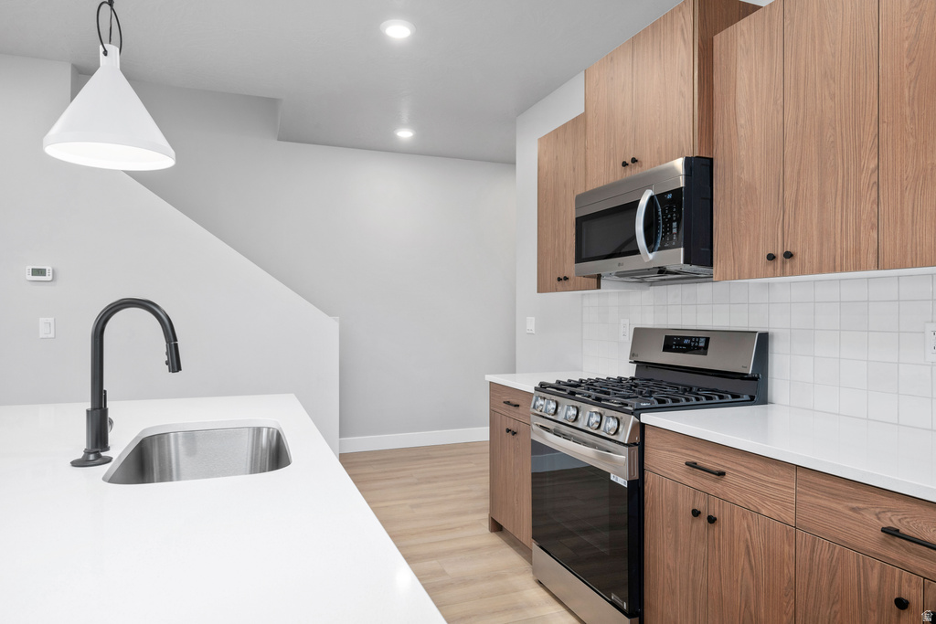 3989 E RAZOR DR #119 Washington, UT 84780