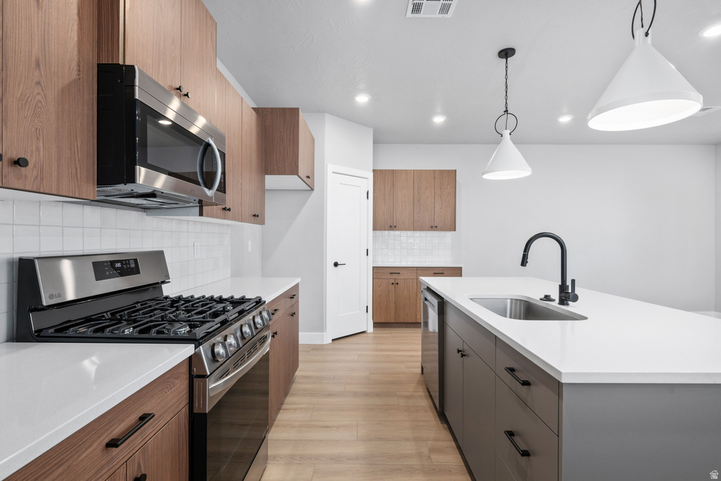 3989 E RAZOR DR #119 Washington, UT 84780