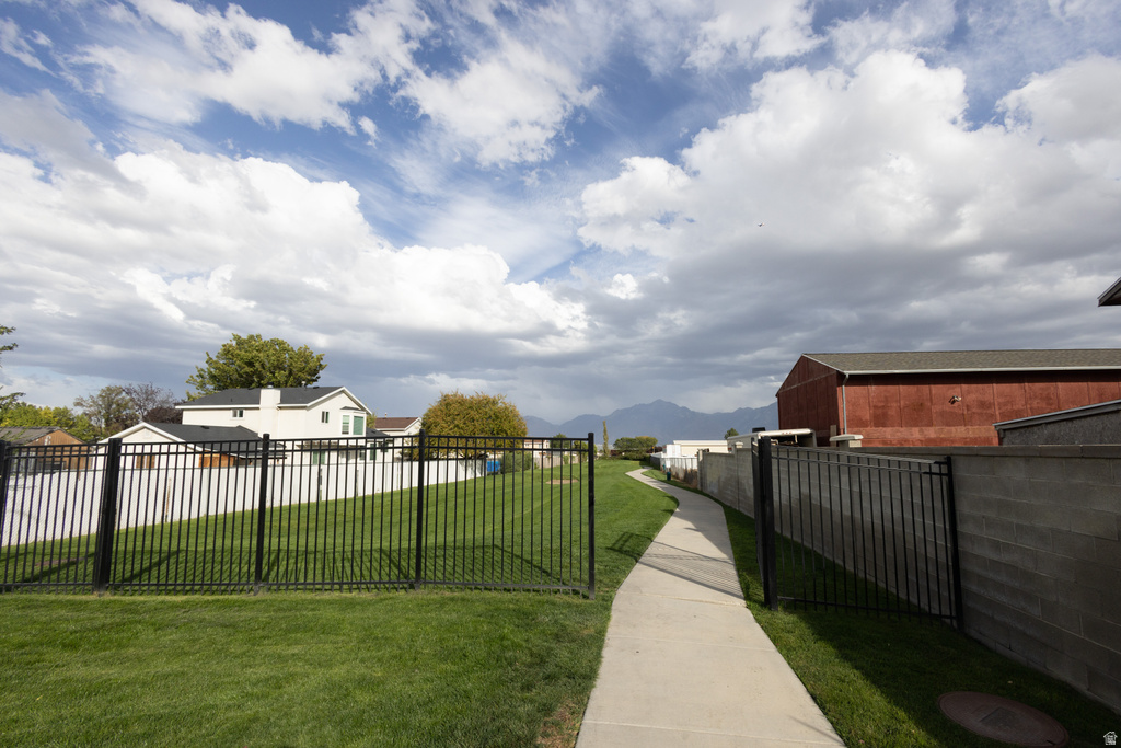 8058 S LISMORE LN West Jordan, UT 84088