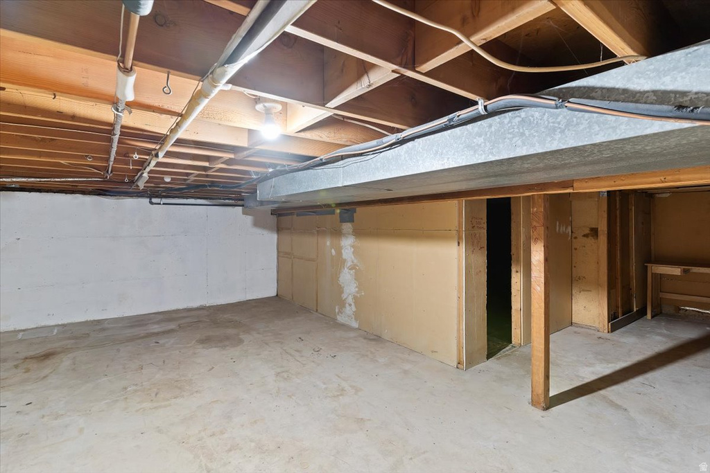 711 W 4300 S Riverdale, UT 84405