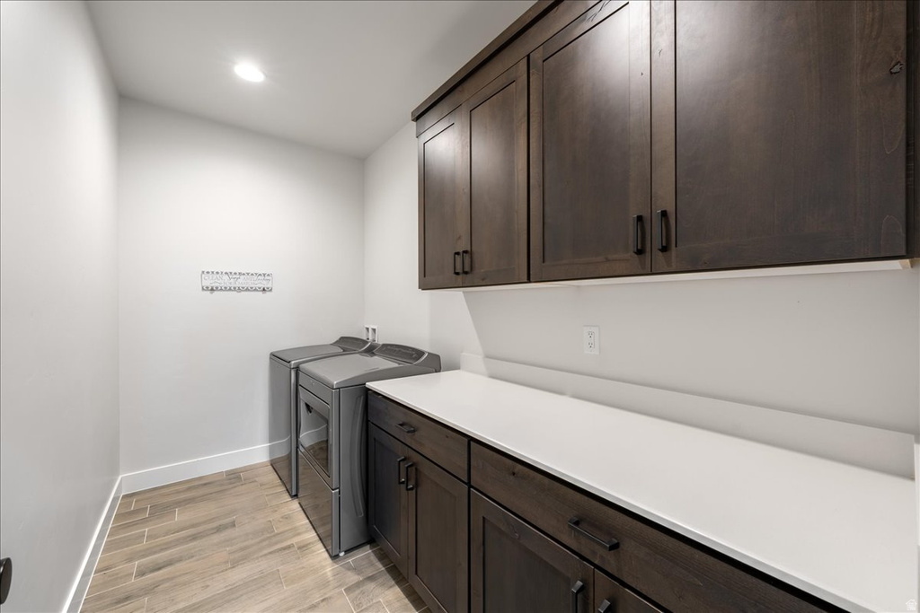 2210 N MONTAGNA ST Washington, UT 84780