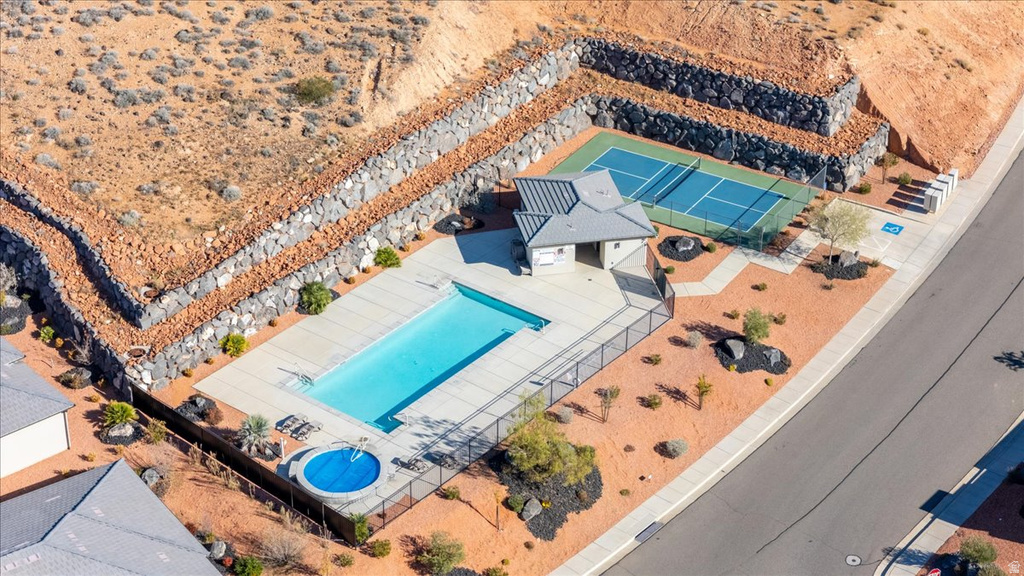 2210 N MONTAGNA ST Washington, UT 84780