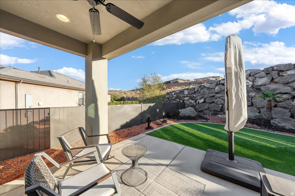 2210 N MONTAGNA ST Washington, UT 84780