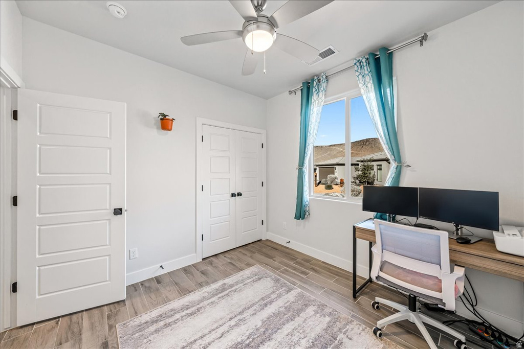 2210 N MONTAGNA ST Washington, UT 84780