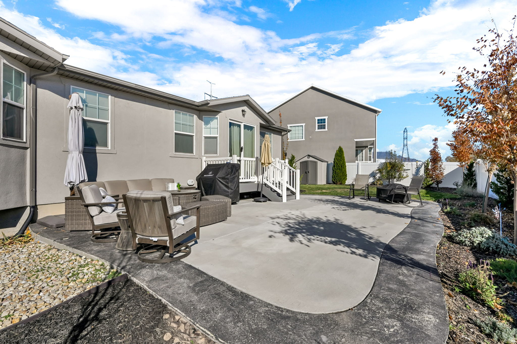 1341 W 650 S Syracuse, UT 84075