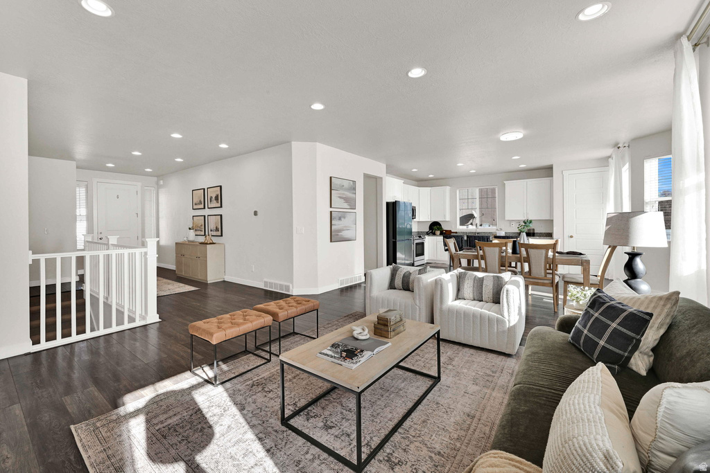 1341 W 650 S Syracuse, UT 84075