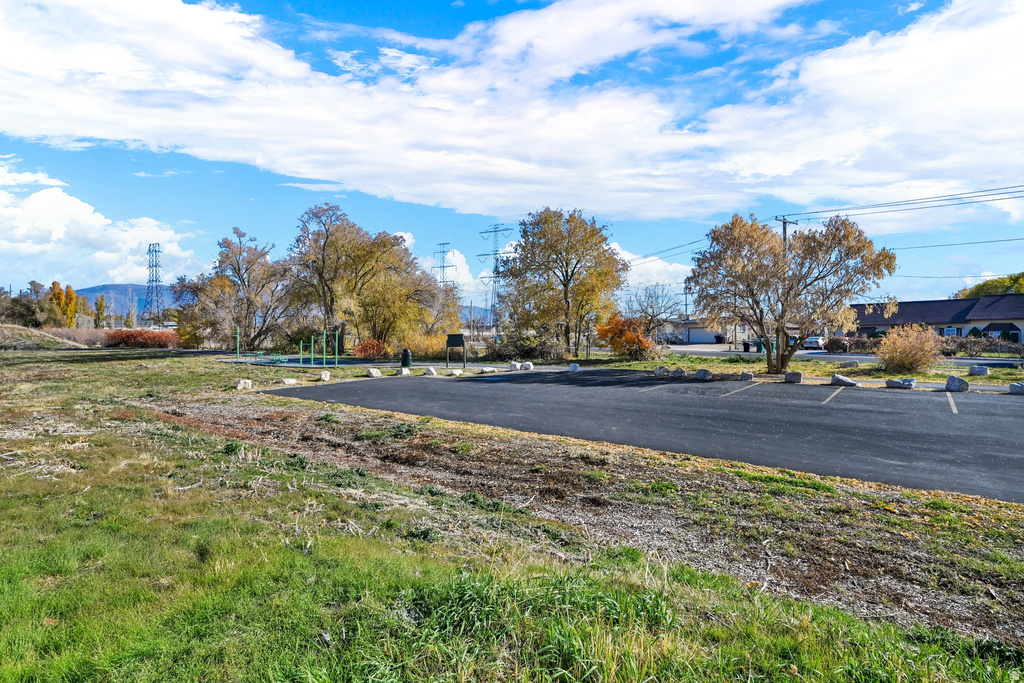 1341 W 650 S Syracuse, UT 84075