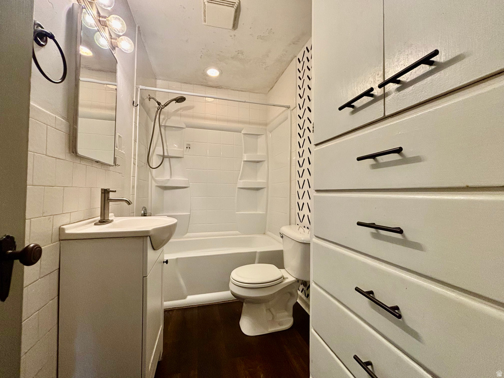 704 N 200 E Logan, UT 84321