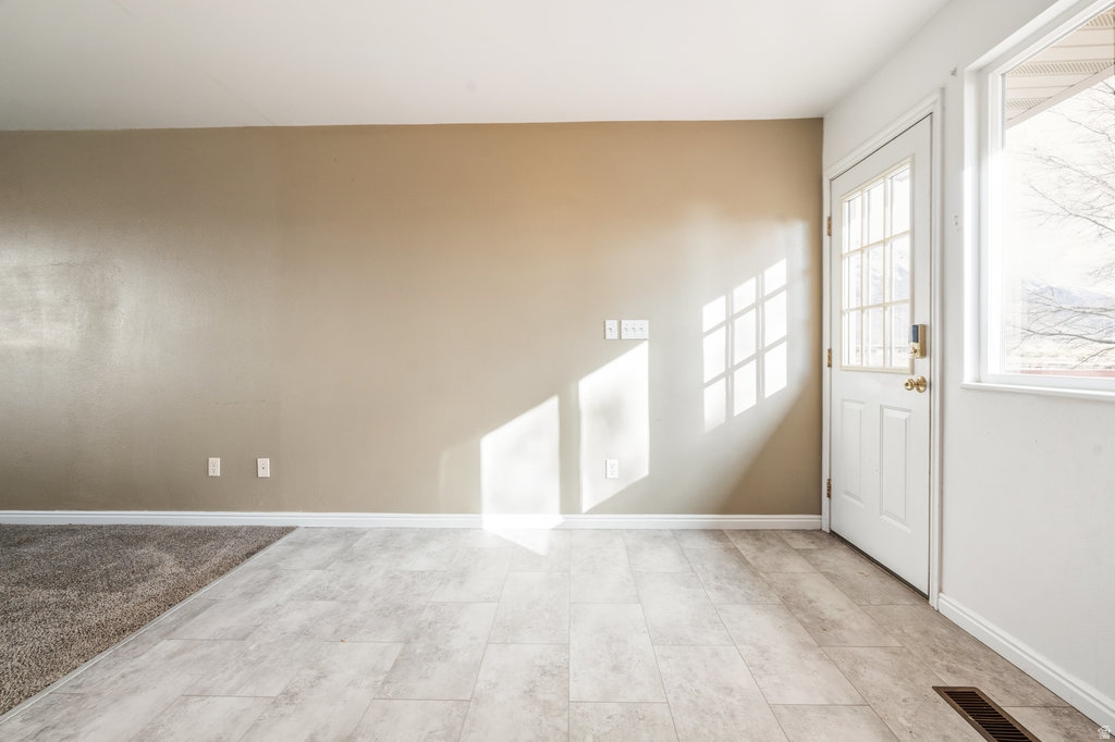 393 LAKEWOOD DR Provo, UT 84601