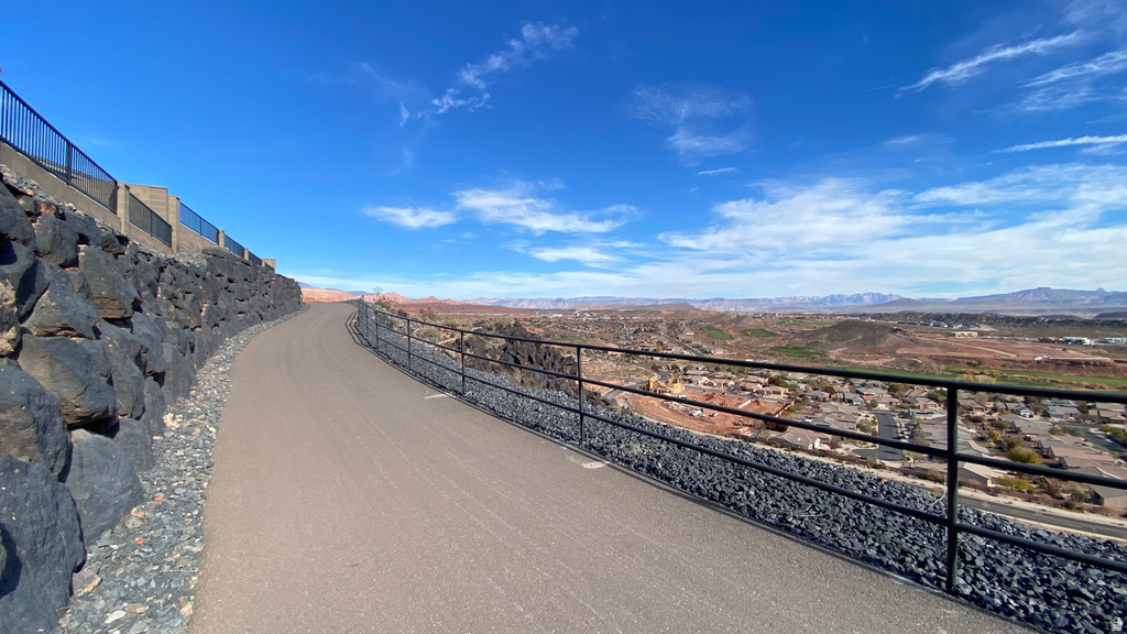 1493 N HORIZON PKWY Washington, UT 84780