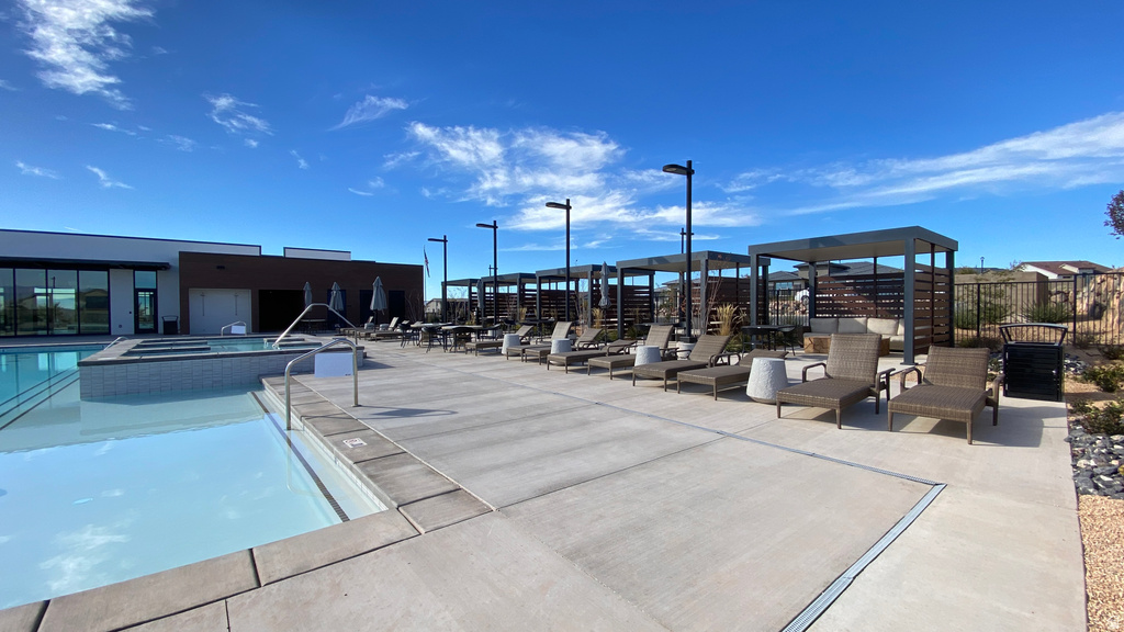 1493 N HORIZON PKWY Washington, UT 84780