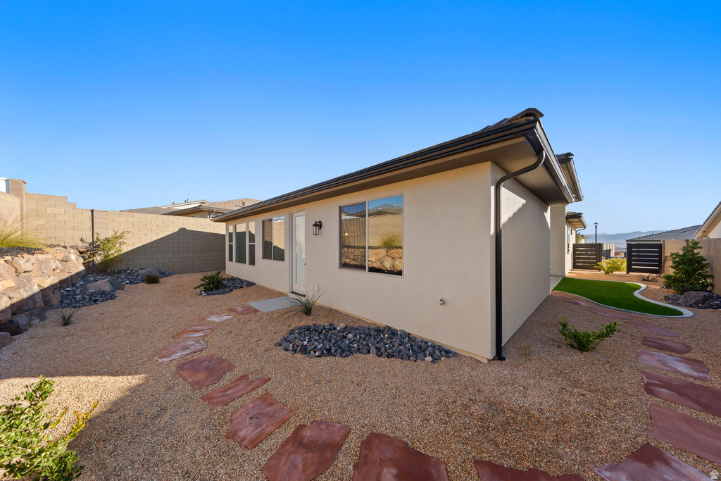 1493 N HORIZON PKWY Washington, UT 84780