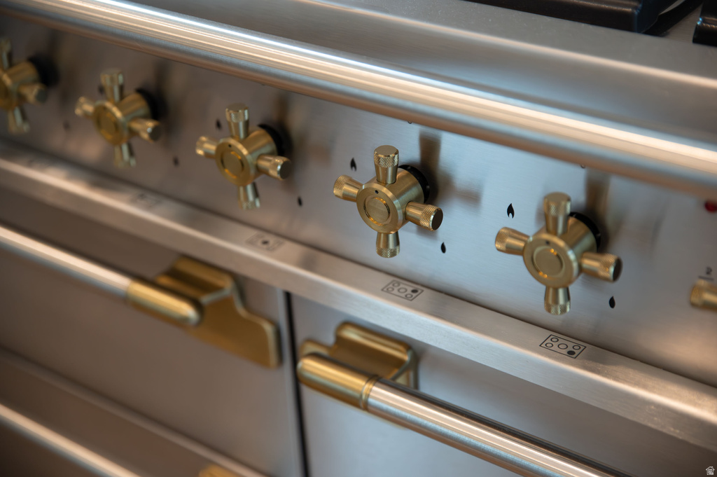 520 N H ST Salt Lake City, UT 84103