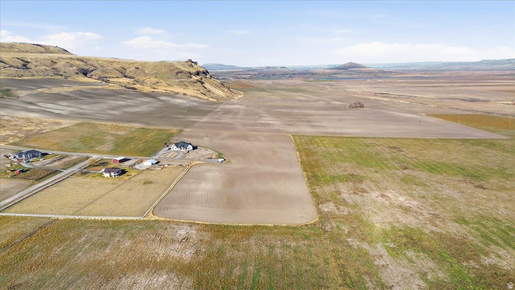 6670 W 2700 N Petersboro, UT 84325