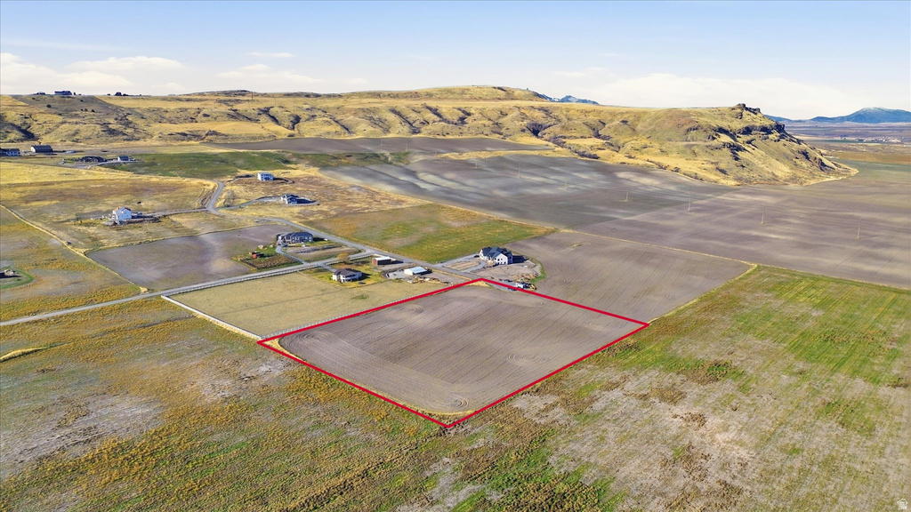 6670 W 2700 N Petersboro, UT 84325