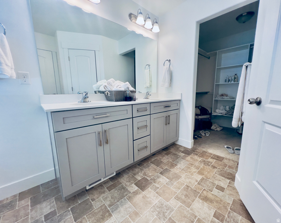 373 E GILBERT PEAK WAY Eagle Mountain, UT 84005