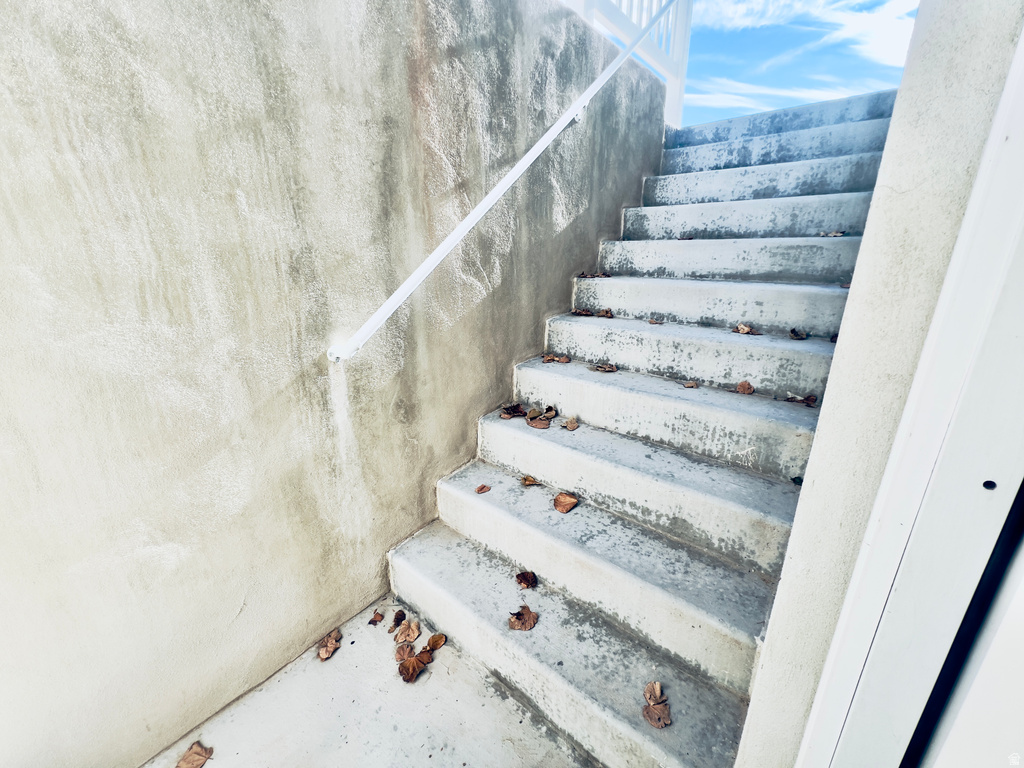 373 E GILBERT PEAK WAY Eagle Mountain, UT 84005