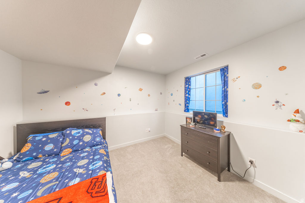 1694 S HAYFIELD DR West Haven, UT 84401