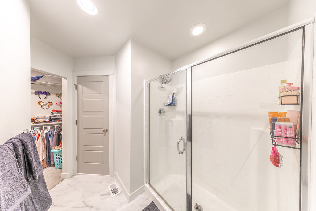 1694 S HAYFIELD DR West Haven, UT 84401