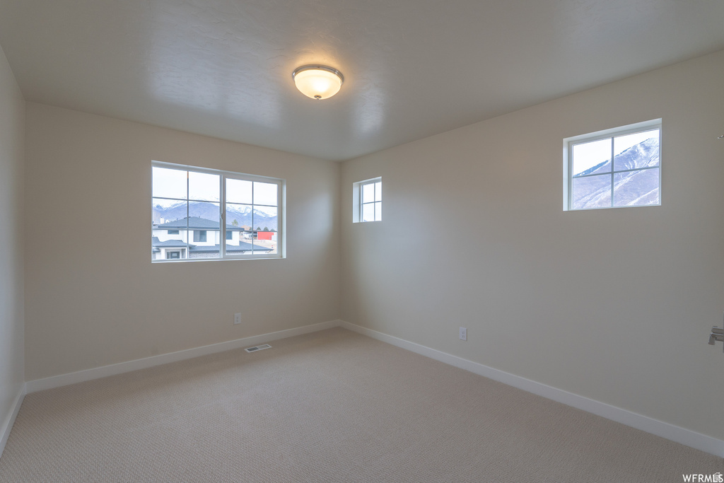 1353 W MAPLETON CT Mapleton, UT 84664