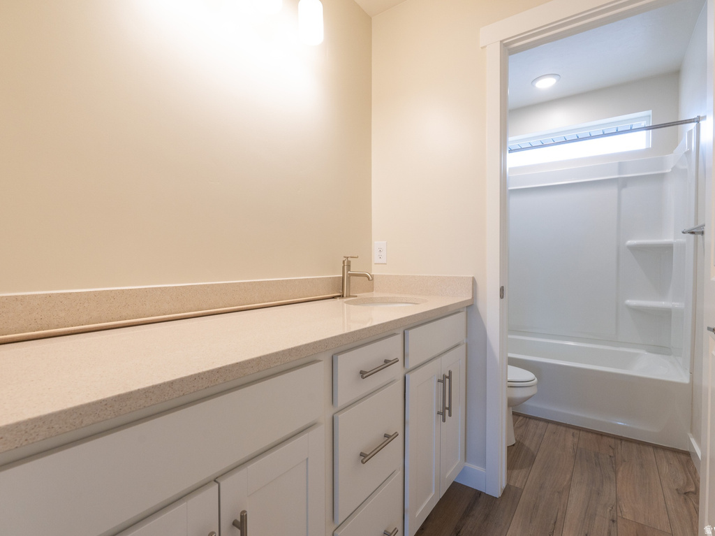 1353 W MAPLETON CT Mapleton, UT 84664