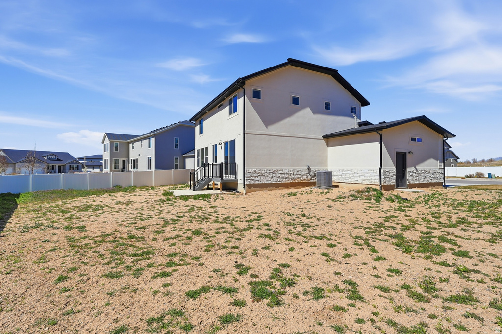 1353 W MAPLETON CT Mapleton, UT 84664