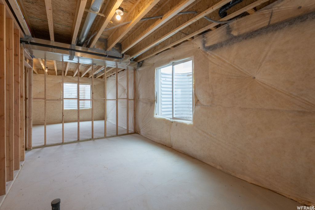 1353 W MAPLETON CT Mapleton, UT 84664