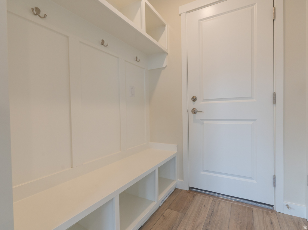 1353 W MAPLETON CT Mapleton, UT 84664