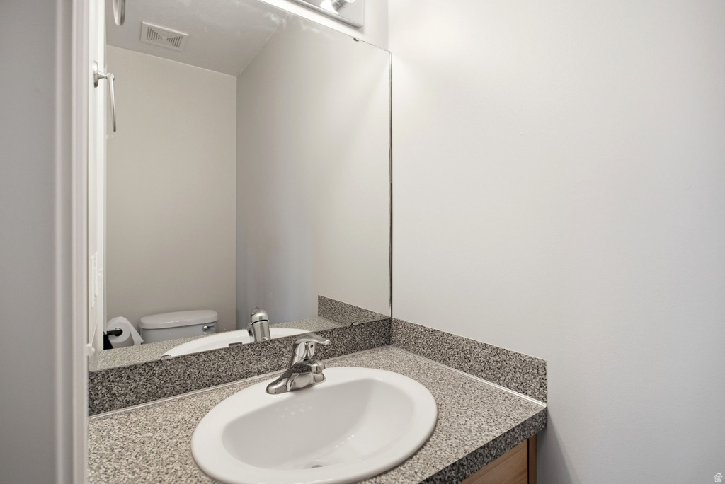 1242 S 1700 W Syracuse, UT 84075