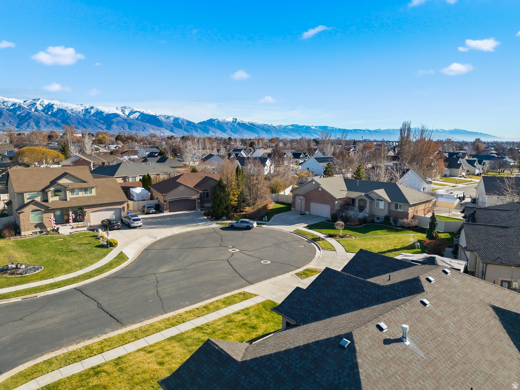 1242 S 1700 W Syracuse, UT 84075