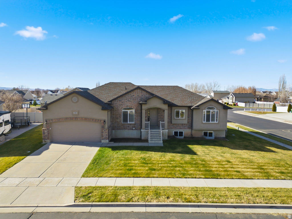 1242 S 1700 W Syracuse, UT 84075