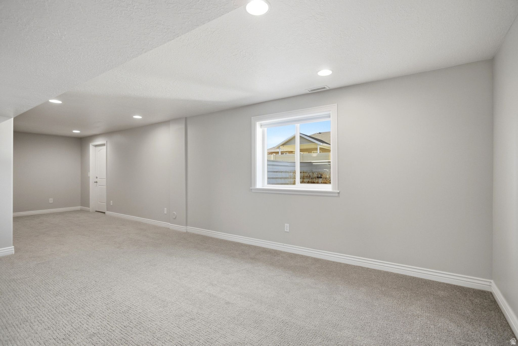 1242 S 1700 W Syracuse, UT 84075
