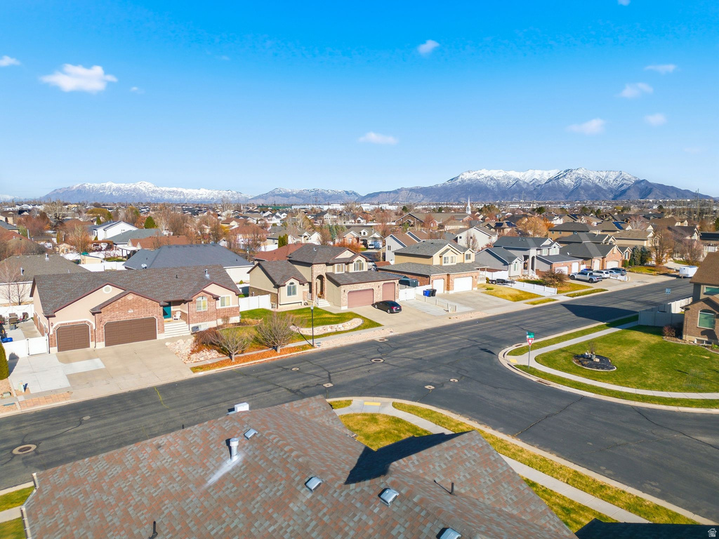 1242 S 1700 W Syracuse, UT 84075