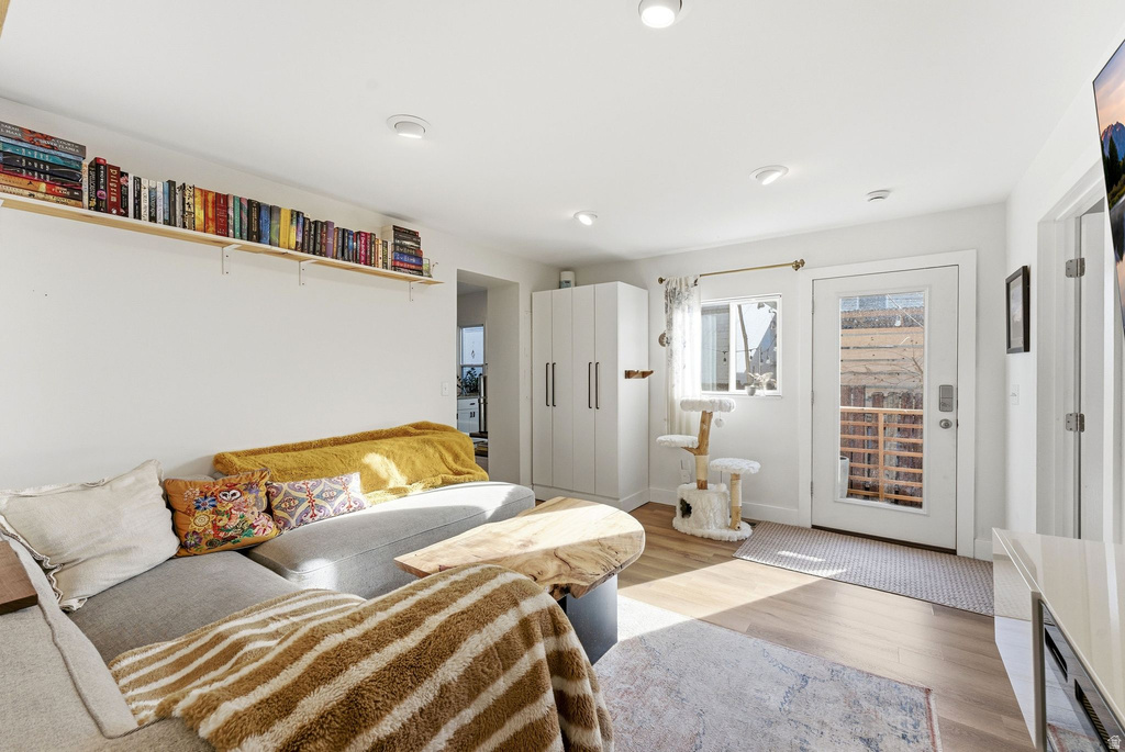 838 S EDISON ST Salt Lake City, UT 84111