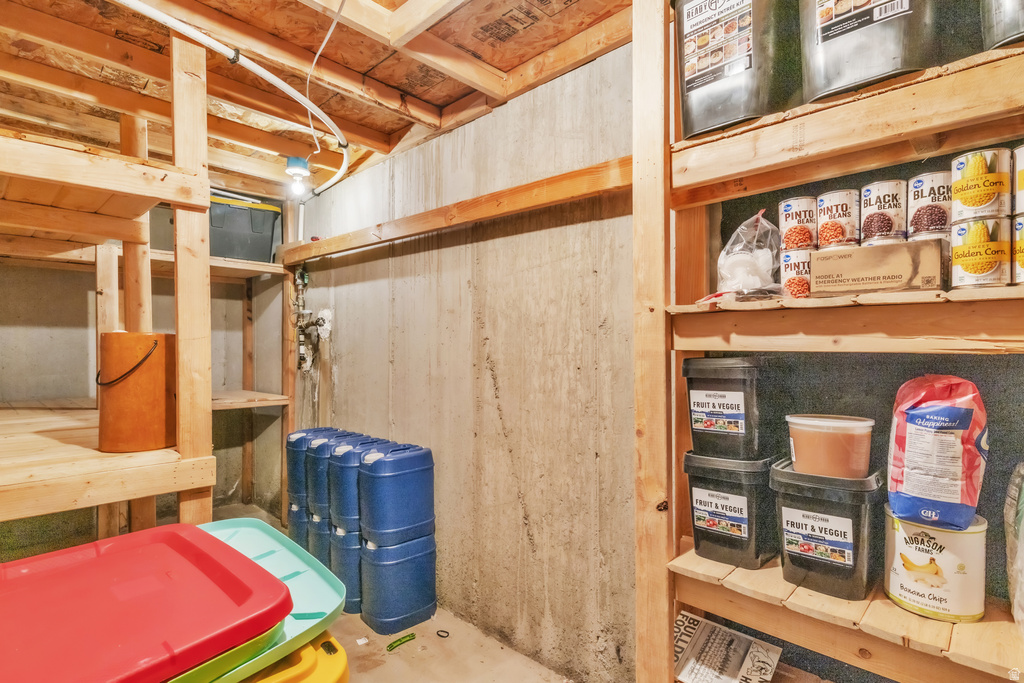 6956 N COMANCHE ST Eagle Mountain, UT 84005