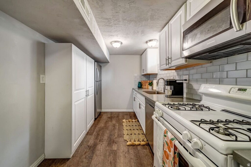 960 E 4500 S Millcreek, UT 84117