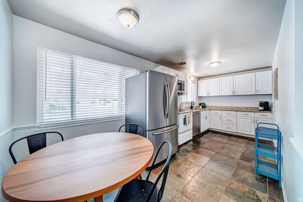 960 E 4500 S Millcreek, UT 84117