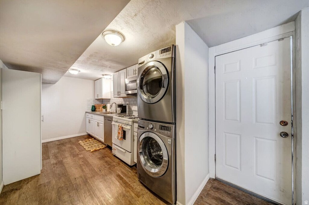 960 E 4500 S Millcreek, UT 84117