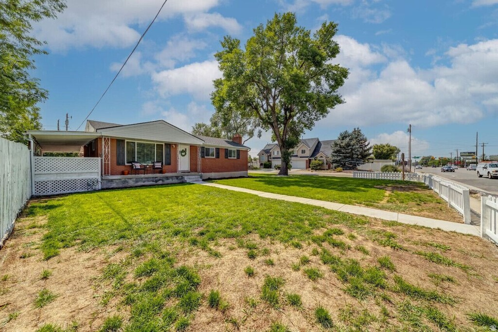 960 E 4500 S Millcreek, UT 84117